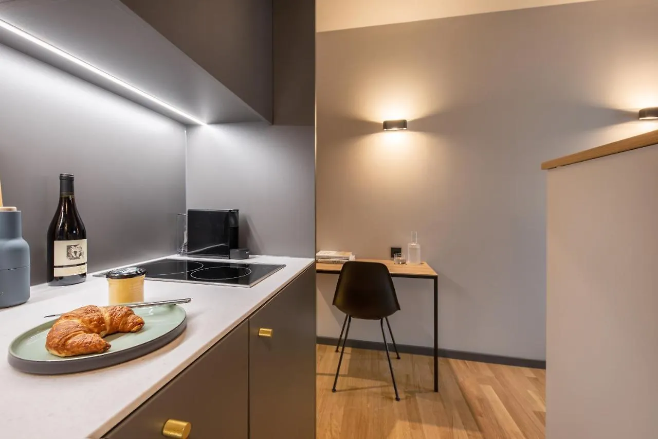 Ipartment Berlin Airport Hotel Schoenefeld 4*,